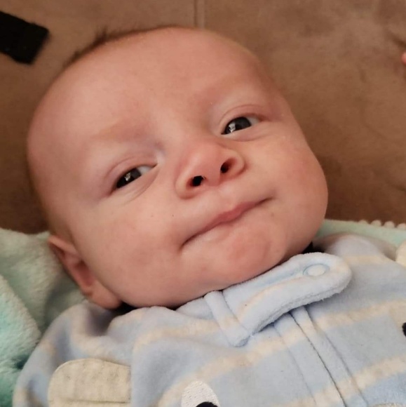 Meet your Posher, Jennifer - Picture 2 of 4